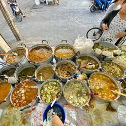 แกงลาว แม่สุภา ลาดพร้าว 64