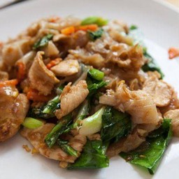 ร้านอาหารตามสั่ง แม่สุ