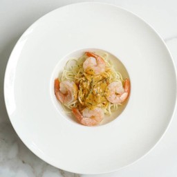 Spaghetti Choo Chee Prawns with White Noodles