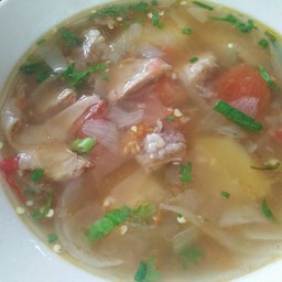 ข้าว +ซุปหมูตุ๋น รสแซ่บพริกขี้หนูสวนมะนาว