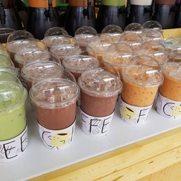 หน้าบ้าน.Cafe (แยกแคราย)