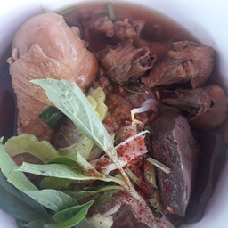 วุ่นเส้น