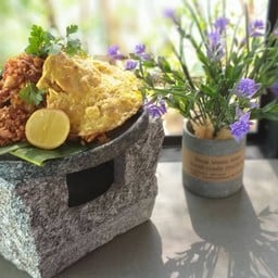 Food &cafe'คลังเตามนุษย์หิน