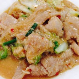 สุกี้แห้ง