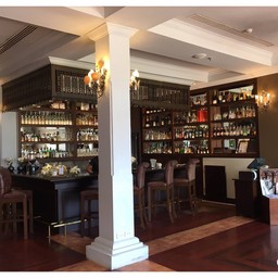 Bar รับ Welcome Drink