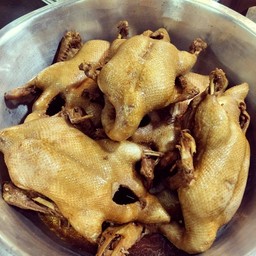 ร้านไก่ต้ม เป็ดพะโล้ หัวหมูพะโล้ มีนบุรี มีนบุรี