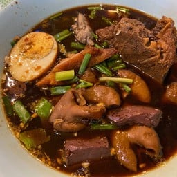 ก๋วยจั๊บเจ้าเก่า หน้าโวค
