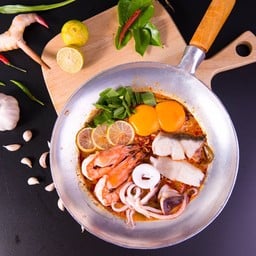 มาม่าต้มยำยกหม้อ รวมทะเล