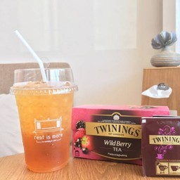 Iced Twinings Wild Berry Tea