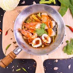 อบสุกี้ กุ้งล้วน