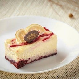 Raspberry Swirl Cheese Cake