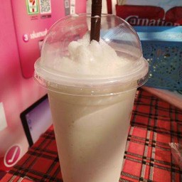 ร้านมะพร้าวนมสดปั่น