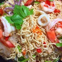 ยำมาม่าทะเล