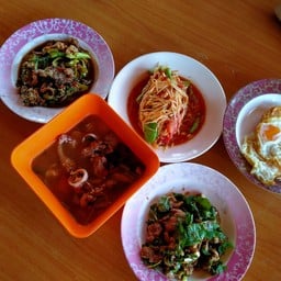 หญิงลีลั้ลลา