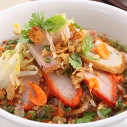 ก๋วยเตี๋ยวหมูต้มยำ