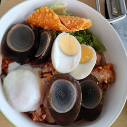 ก๋วยเตี๋ยวทางโค้ง