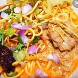 ข้าวซอยหมู