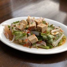 ยำหมูยอ