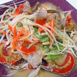 ส้มตำปูไข่ดอง