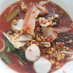 เกาเหลาเย็นตาโฟต้มยำ