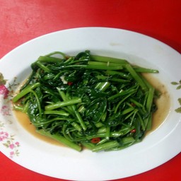 ผัดผักบุ้งไฟแดง