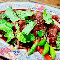 ร้านลาบหัวโค้ง93 ตำนานที่ลาบสูง