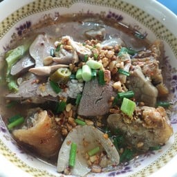 เกาเหลาต้มยำทุกอย่าง