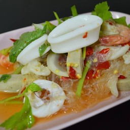 ยำวุ้นเส้นทะเลหมูยอ