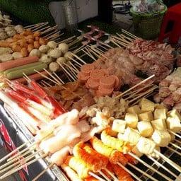 นายหมู..ชาบูเสียบไม้