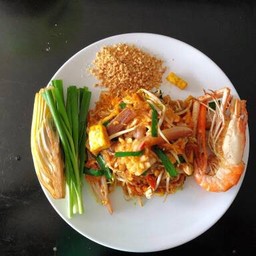 ผัดไทยกุ้งใหญ่แม่กัลยา(สาขา2เกษตรนวมินทร์)