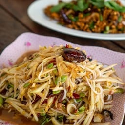 ส้มตำป่าทรงเครื่อง (40 บาท)