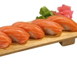 แซลมอนนิกิริ