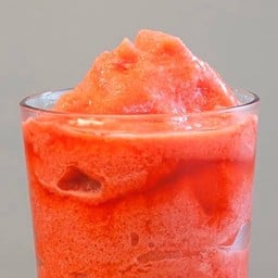 STRAWBERRY LEMON TEA