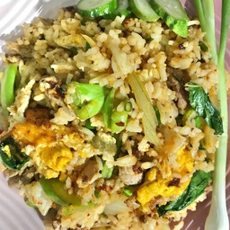 ข้าวผัดต้มยำ(หมู)