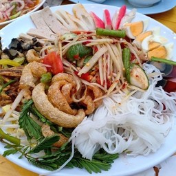 [อร่อยซ่ากับโค้ก] ตำถาด ตำปูปลาร้า +  โค้ก ออริจินัล (ขวด) 