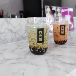 ชาเขียวไข่มุกและชาไทยไข่มุกลาวา