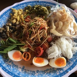 ตำถาดหอยแครง