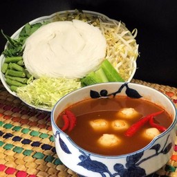 ขนมจีน-น้ำยาป่าปลาช่อน (ปริมาณตามรูป) ทานได้2-3ท่าน