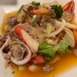 ยำวุ้นเส้น รวมมิตร