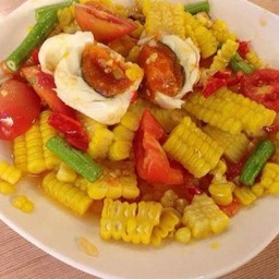 ตำข้าวโพดไข่เค็ม