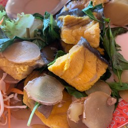 ปลาแข้ลวกจิ้ม