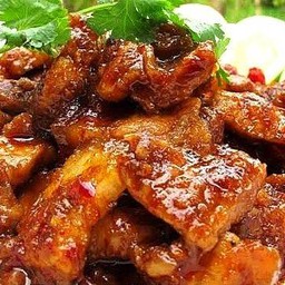 ผัดน้ำพริกเผา