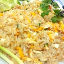 ข้าวผัดไข่ไม่ใส่เนื้อสัตว์
