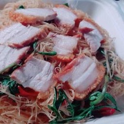 นานา หมี่กระเฉด