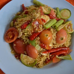 ส้มตำมาม่า