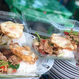 ผัดขิงไก่