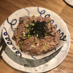 ข้าวหน้าเนื้อโชยุ