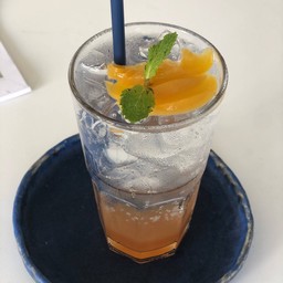 พีชอิตาเลี่ยนโซดา