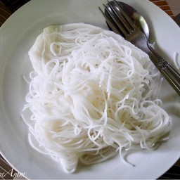 ขนมจีน