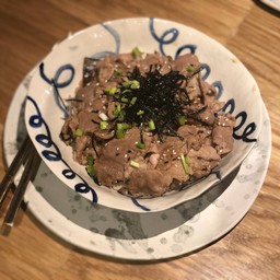 ข้าวหมูโชยุ